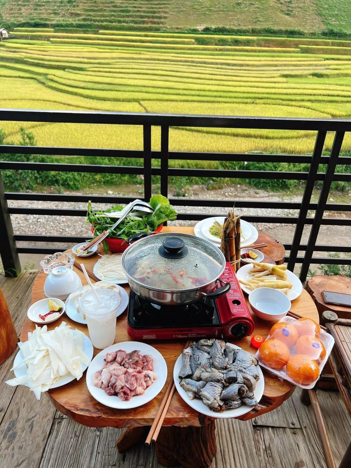 Dong Suoi H'Mong Homestay & Bungalow - Trek & Vegetarian Food Mu Cang Chai Exteriér fotografie